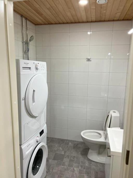 Ihana Huoneisto Juna Aseman Vieressae. Apartment *